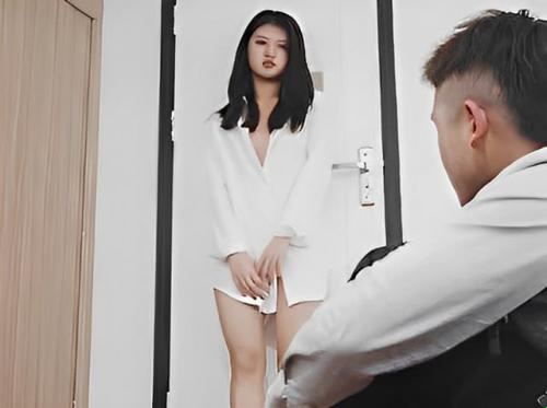 美麗的寫真模特兒和幸運的攝影師