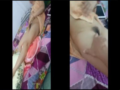 Tetangga meminta saya untuk mengoleskan krim