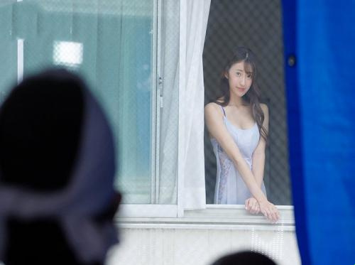 Cinta yang indah dengan gadis lajang di sebelah Ichika Hoshimiya